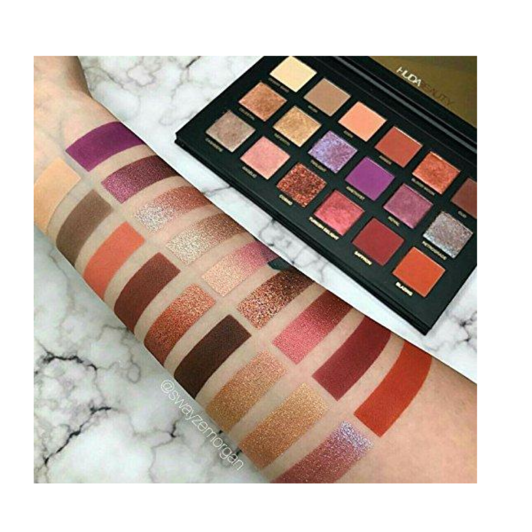 Huda Beauty Desert Dusk Eyeshadow Palette